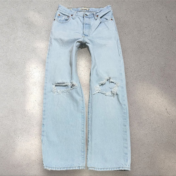 Vintage BIG E Levi’s High Rise Ribcage Straight Ankle Jeans
